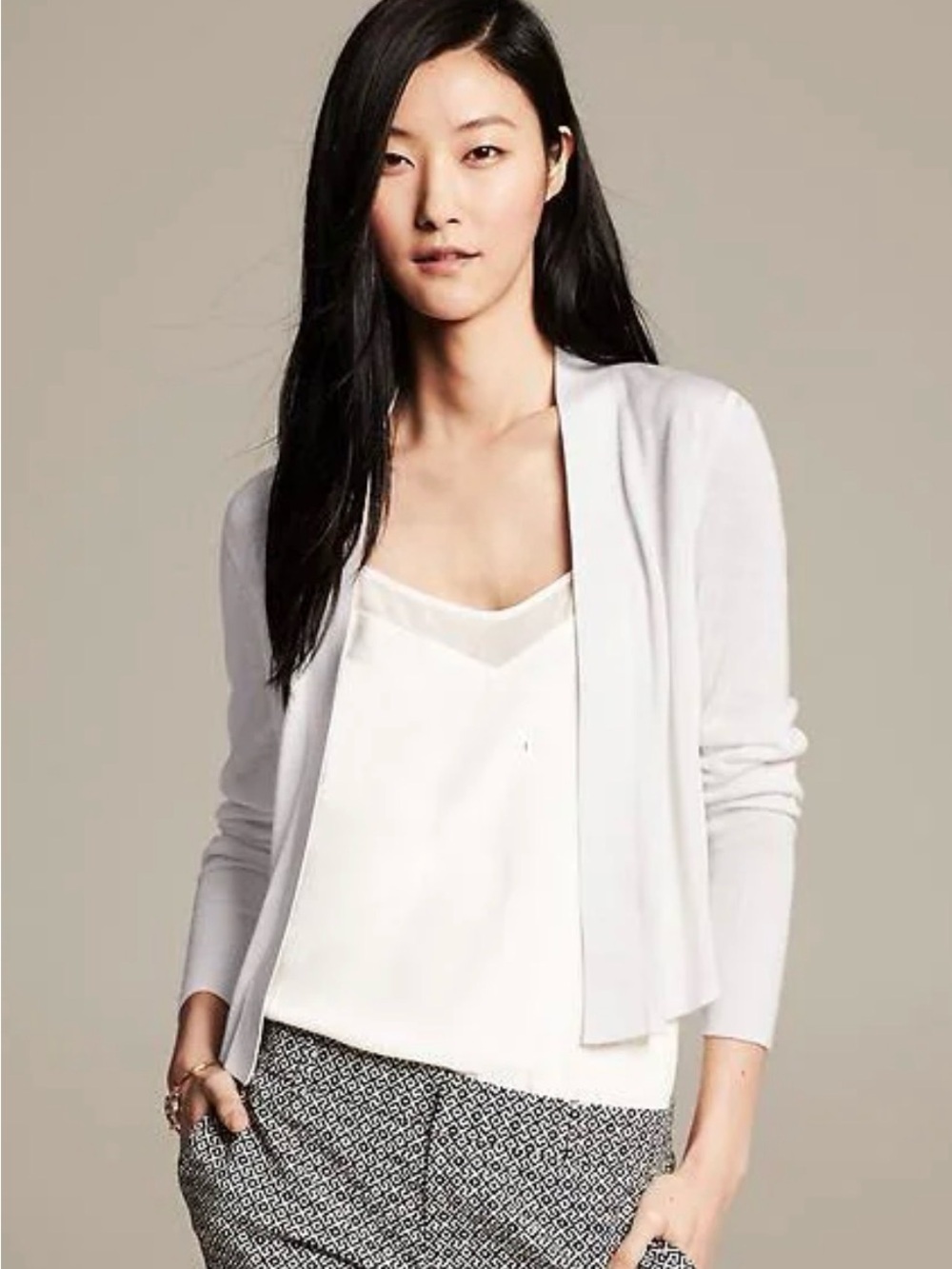 Banana Republic Light Gray Cropped‎ Open-Front Cardigan